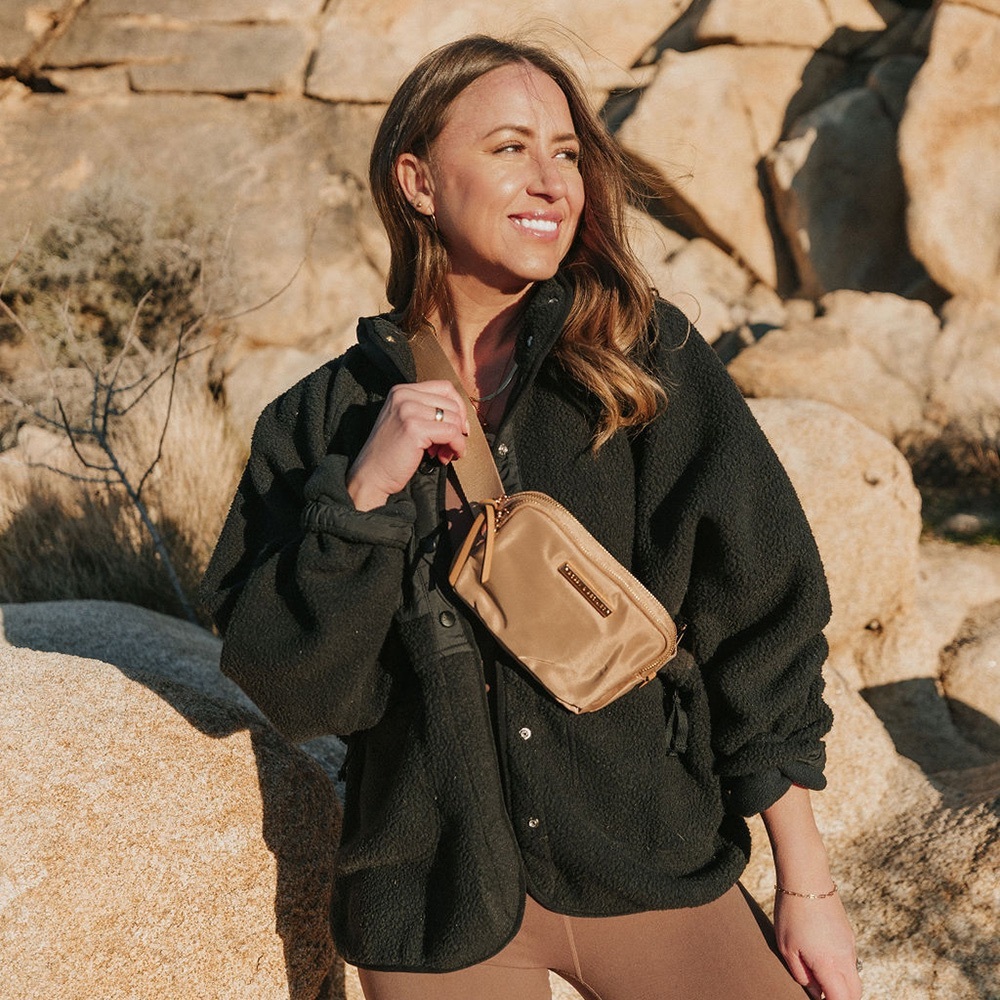 Poppy & Peonies On the Run Belt Bag
